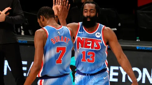 Kevin Durant y James Harden, Cruz Azul