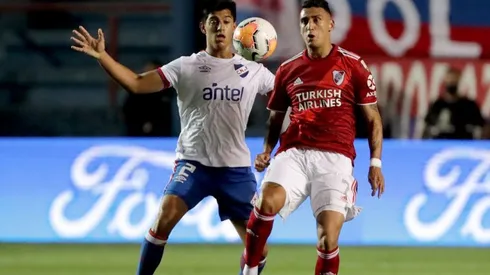 Laborda enfrentando a River por la Copa Libertadores.