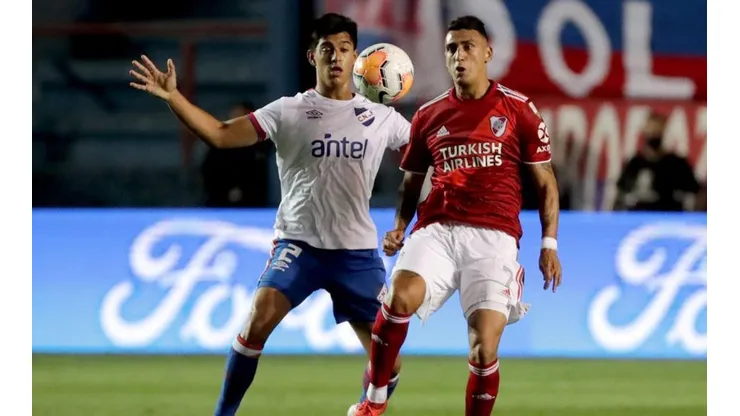 Laborda enfrentando a River por la Copa Libertadores.