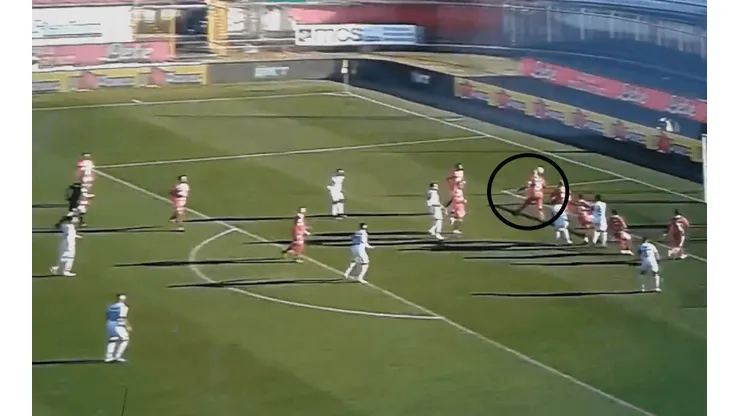 El golazo en contra de Gabriel Paletta.