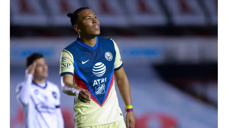 Roger podría ver minutos frente a Rayados de Monterrey.