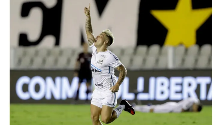 Soteldo pudo haber jugado en Pumas.