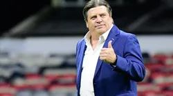 Miguel Herrera vivirá su primer torneo fuera de los banquillos de la Liga MX.