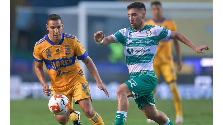 Santos Laguna y Tigres se enfrentan por el Guard1anes 2021.