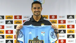 Alejandro tuvo varios años jugando en la Serie A y B del fútbol italiano.