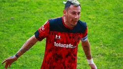 "Debemos encontrar alguna forma de pararlo": Figura de Chivas sobre Sambueza