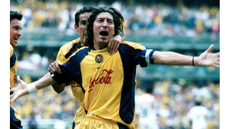 Quién convenció a Zamorano de elegir al América en 2001