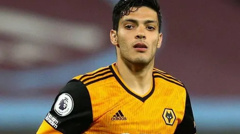 Raúl Jiménez se quedaría sin DT en Wolverhampton.