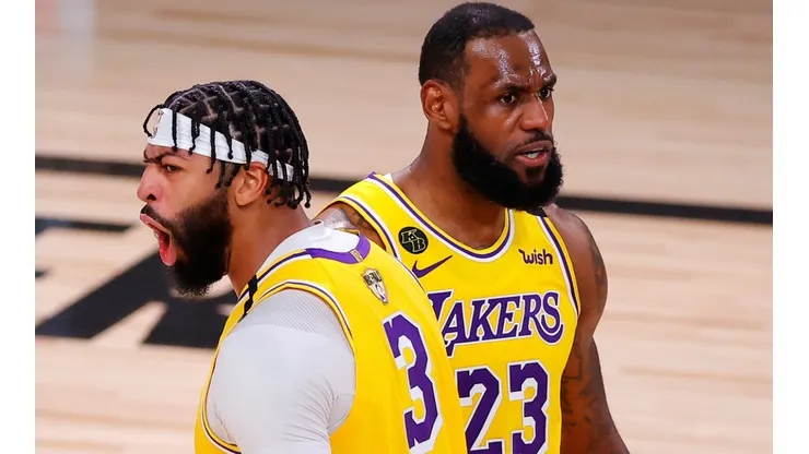 Anthony Davis y LeBron James