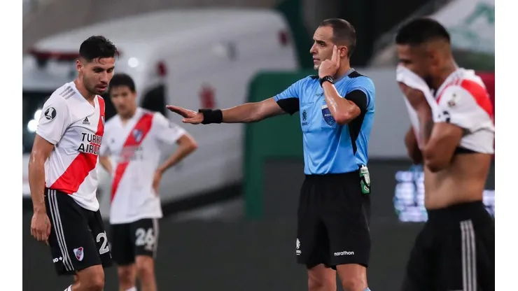 Lunati explotó contra el VAR: "A River lo cagaron"