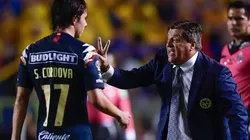 Sebastián Córdova y Miguel Herrera