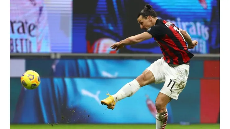 Zlatan Ibrahimovic estuvo desde el inicio en Milan.