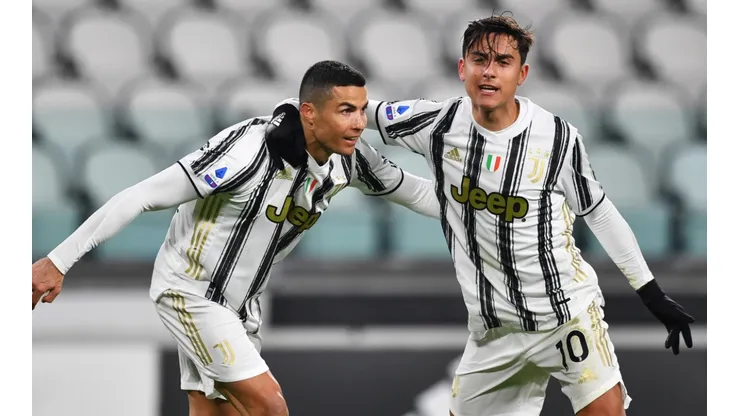 Juventus vs. Genoa juegan por octavos de final de la Copa Italia 2021 este miércoles (Getty Images)