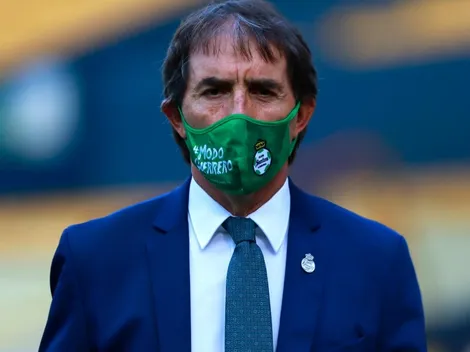 Guillermo Almada considera que Cruz Azul tiene equipo para pelear por el título