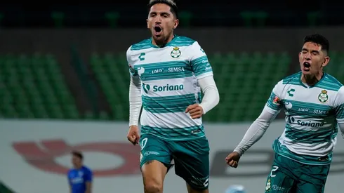 Santos Laguna se impuso a Cruz Azul en el arranque del Guard1anes 2021