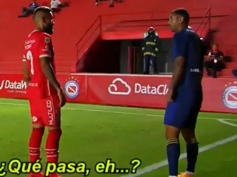 Video: Torrén, de Argentinos, se cruzó con Cardona en pleno partido