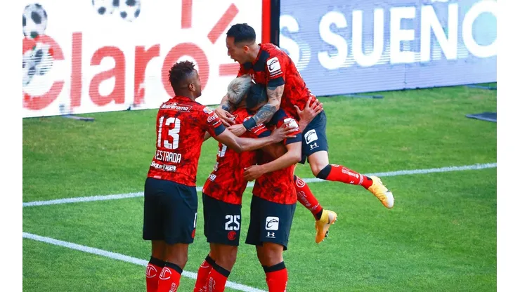 Toluca le ganó por 3-1 a Querétaro.