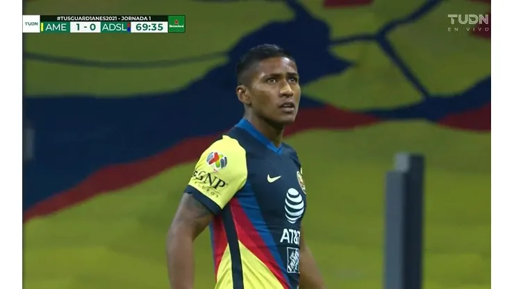 Pedro Aquino ingresó faltando 20' para el final.