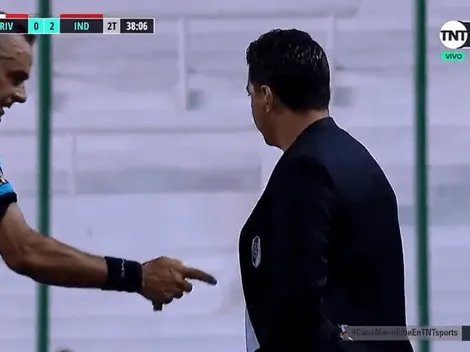 Video: Gallardo perdió la cabeza, explotó contra los árbitros y se fue expulsado