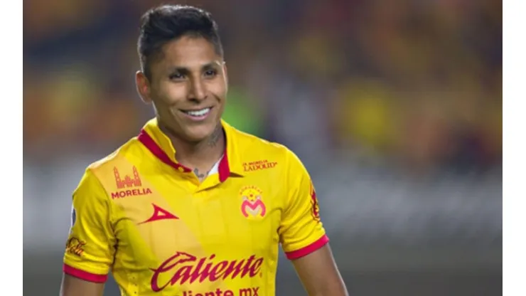 Juan Reynoso destacó el exitoso paso de Raúl Ruidíaz en México.