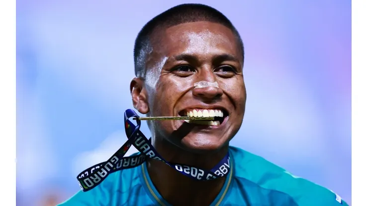 Pedro Aquino firmó contrato con América por tres temporadas.