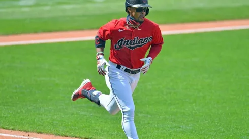 Francisco Lindor deja oficialmente Cleveland Indians