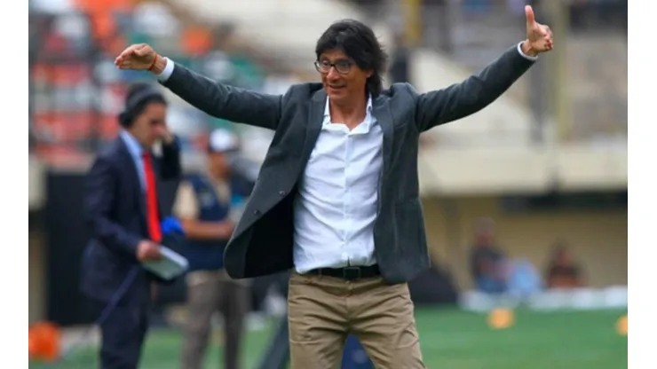 Ángel Comizzo vive su tercera etapa coo entrenador de la U.