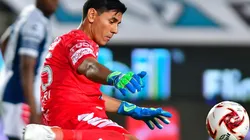 Oscar Ustari recibió un regalo de Lionel Messi.