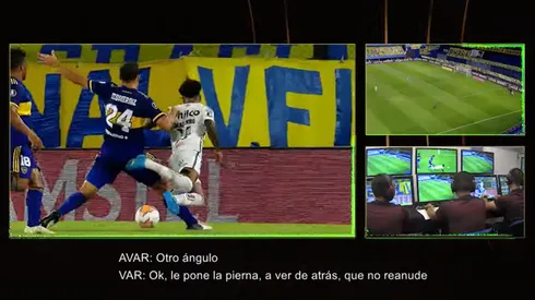 Para el Asistente del VAR, la jugada fue un "roce de fútbol" (Foto: Captura)