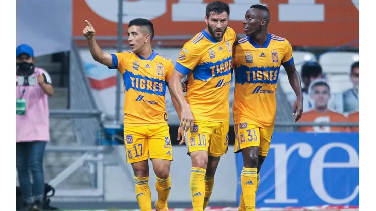 Leonardo Fernández seguiría en Tigres UANL