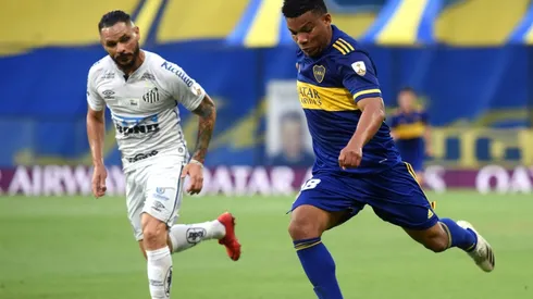 Frank Fabra con Boca Juniors en las semifinales de la Copa Libertadores contra Santos.