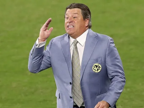 Negro Santos trató de "comediante" al Piojo Herrera