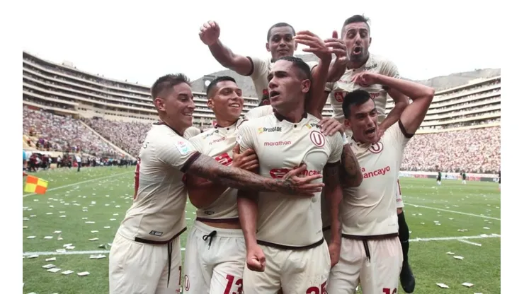 Universitario necesita un delantero de jerarquía para la Copa Libertadores.