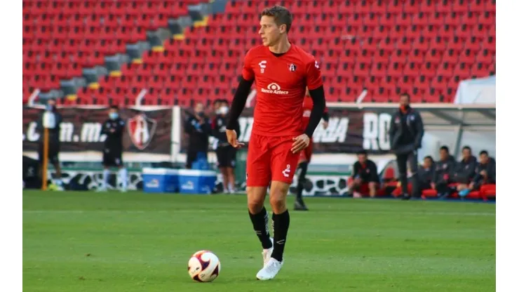 Julio Furch salió lesionado del último amistoso de Atlas