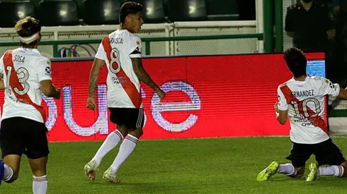 River jugando en el estadio Florencio Sola.