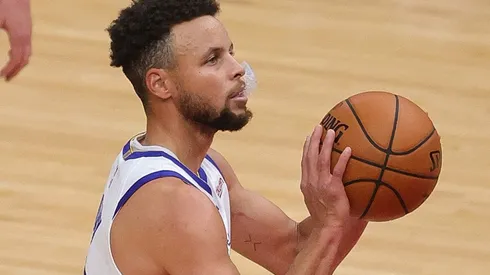 Golden State Warriors vs. Sacramento Kings juegan por una nueva fecha de la NBA este lunes (Getty Images)