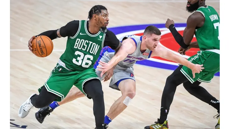 Boston Celtics vs. Detroit Pistons juegan por una nueva fecha de la NBA este domingo (Getty Images)
