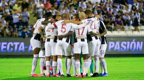 Ya van nueve futbolistas que dejan Alianza Lima.