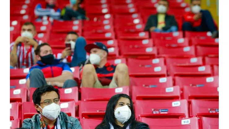 Chivas dejó mucho que desear en el amistoso frente al Atlético San Luis. Fuente: Jam Media