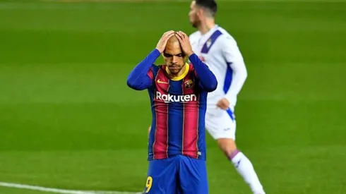 Típico del Barça de Koeman: erró un penal, falló en defensa y no pudo con Eibar