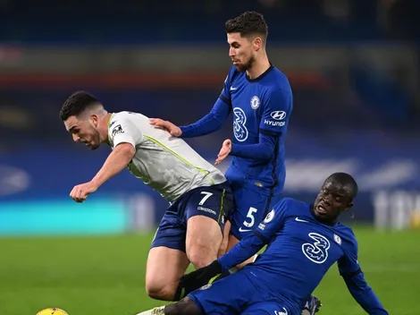 Chelsea no pudo mantener la ventaja y Aston Villa terminó robándole un empate