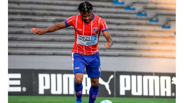 Maximiliano Pereira, jugador de Central Español.