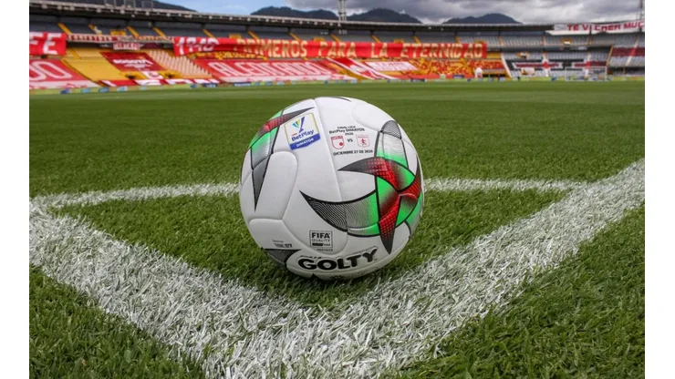 Nóminas titulares de Santa Fe y América para la gran final de la Liga BetPlay 2020.