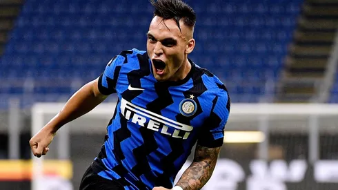 Lautaro Martínez festejando un gol en Inter.