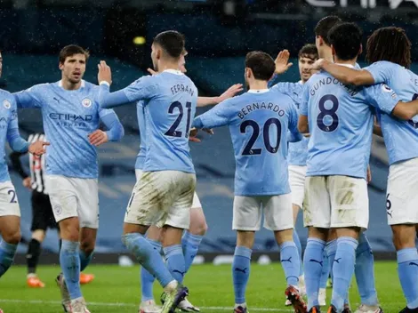 El City le ganó a Newcastle y le respira en la nuca al Liverpool