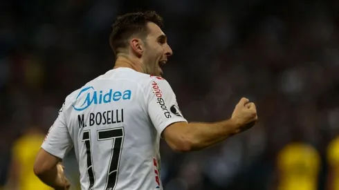 Mauro Boselli con la camiseta de Corinthians.