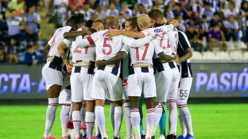 Alianza Lima perdió la categoría luego de caer 2-0 ante Sport Huancayo.