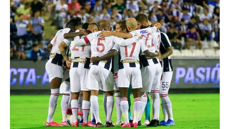 Alianza Lima perdió la categoría luego de caer 2-0 ante Sport Huancayo.
