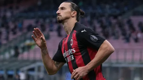 Zlatan Ibrahimovic con la camiseta de Milan.