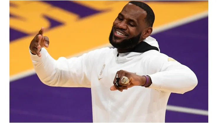 LeBron James, Los Angeles Lakers